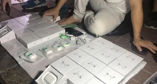 AirPods alrededor de $10