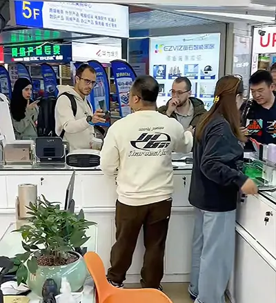 Foreign buyers at SEG Electronics Market